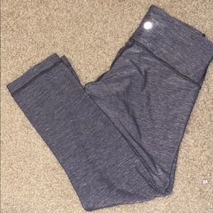 lululemon size 4 capri leggings